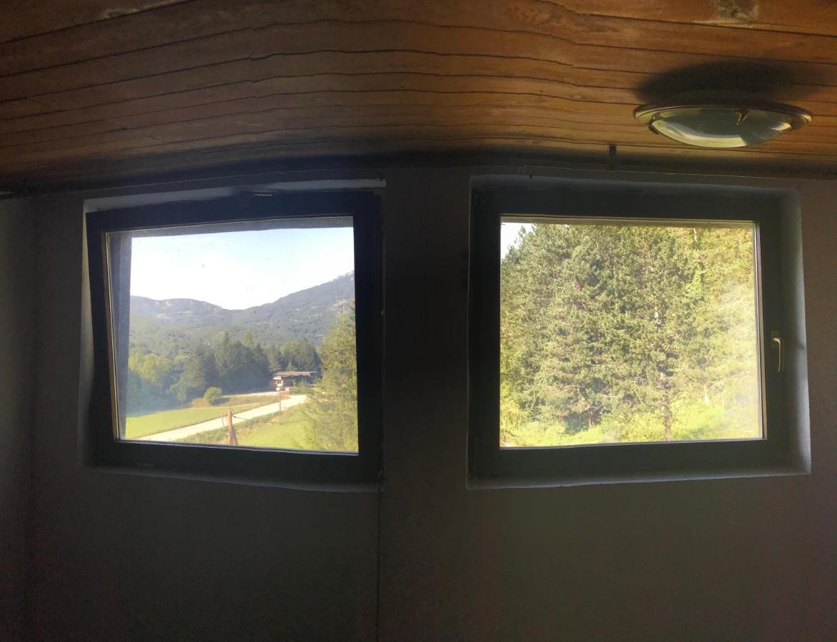 Apartmani Kosuta Tjentiste Luaran gambar