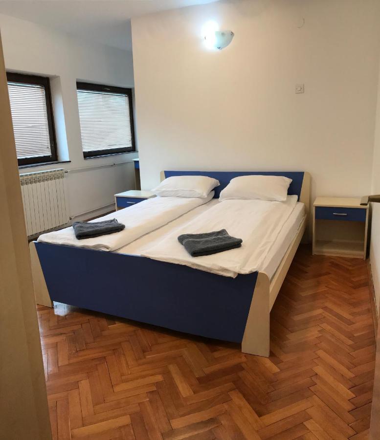 Apartmani Kosuta Tjentiste Luaran gambar