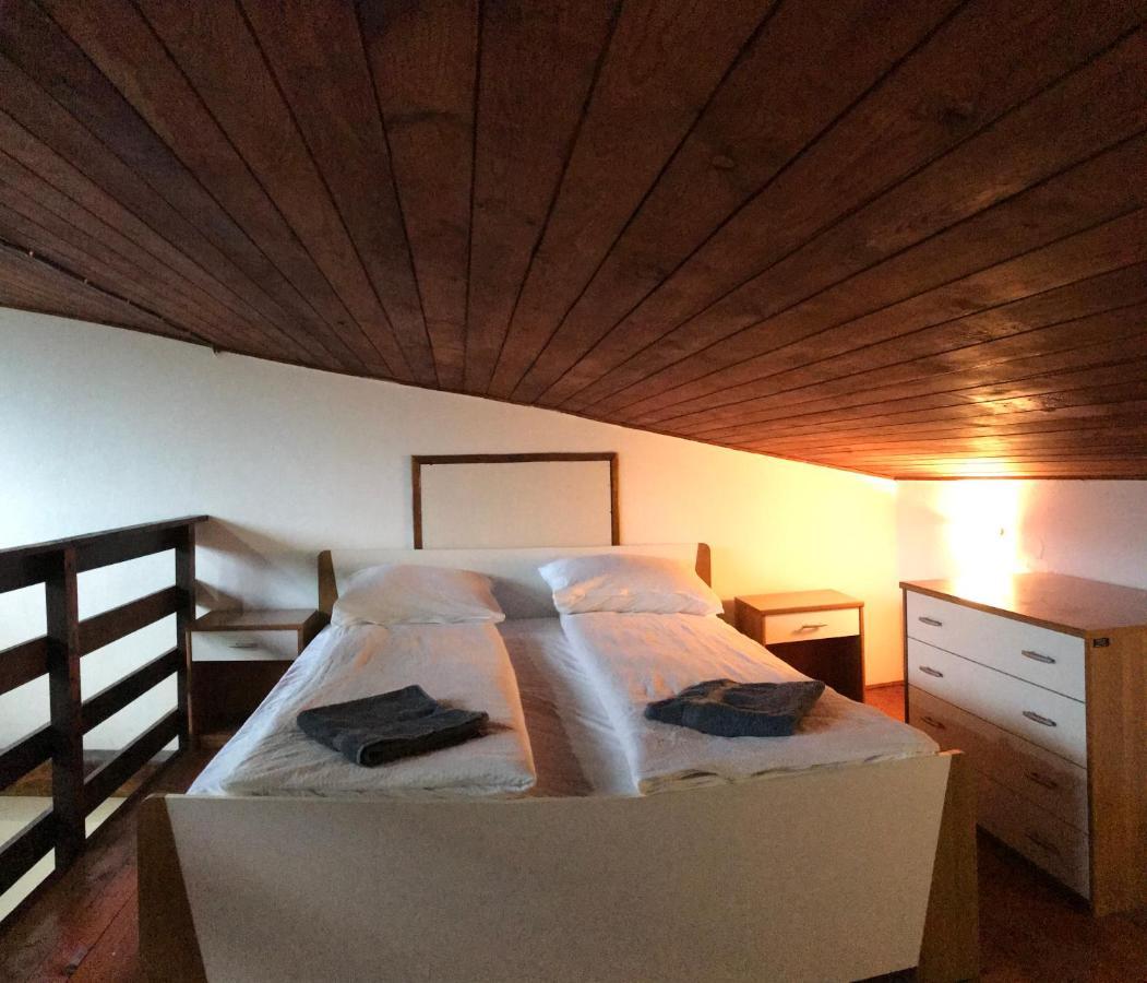 Apartmani Kosuta Tjentiste Luaran gambar